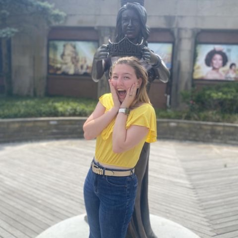 Meet your Posher, Brianna